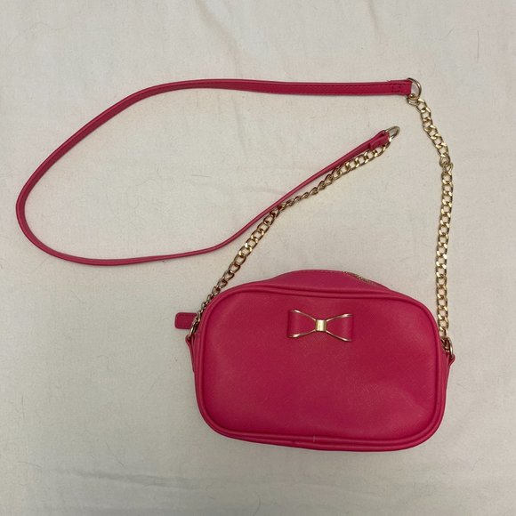 🎉Purse Sale🎉 Hot Pink Crossbody Purse By LD - Picture 2 of 9